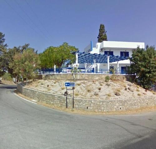 Blue House Lardos