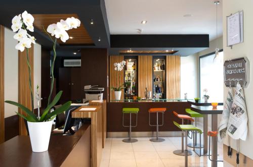 Acca Palace - image 3