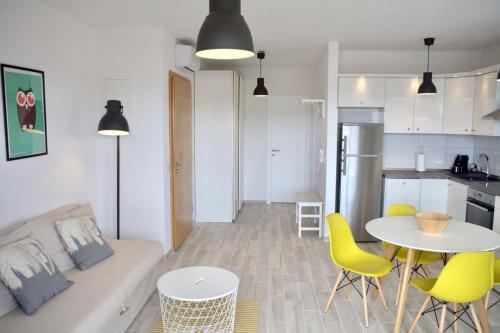 Olive place 2