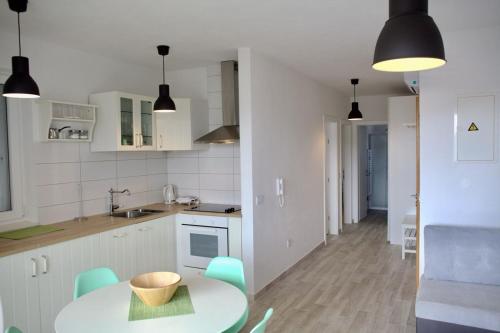 Olive place 5