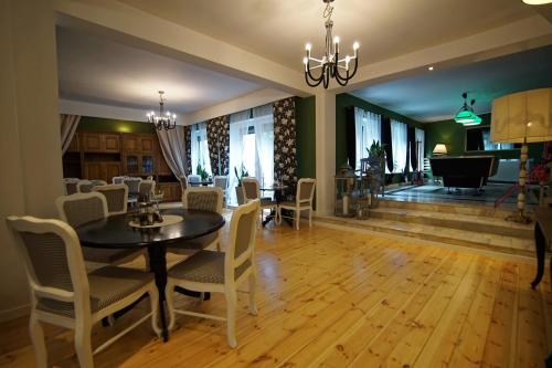 Étterem, Willa Weneda in Orlowo