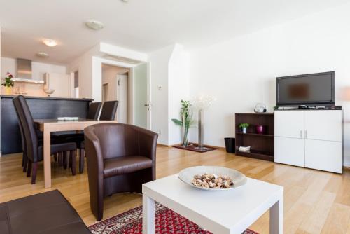 Duschel Apartments City Center Room Type - Luxury Two-Bedroom Apartment 