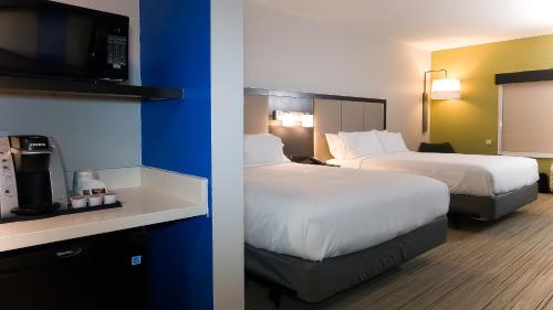 Holiday Inn Express & Suites - Tampa East - Ybor City, an IHG Hotel