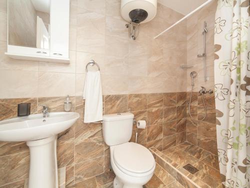 Apartments Jovicevic In Petrovac Room Deals Photos Reviews - 