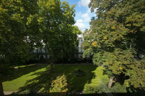 Surrounding environment, Park Avenue Bayswater Inn Hyde Park near Rough Trade