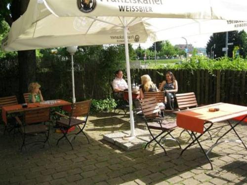Hotel Neuwirtshaus, Штутгарт (фото 9)