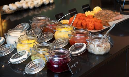 Thon Hotel Gardermoen - image 9