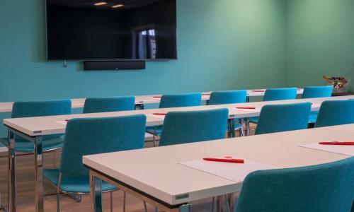 Thon Hotel Gardermoen - image 7