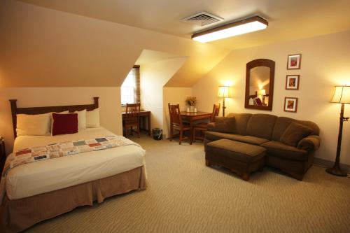 2 queen beds