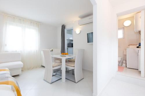 Apartments Bernarda