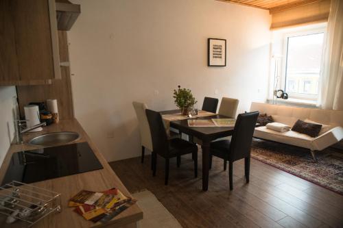 Konyha, Kronlachner's Apartment in Wolfsegg am Hausruck