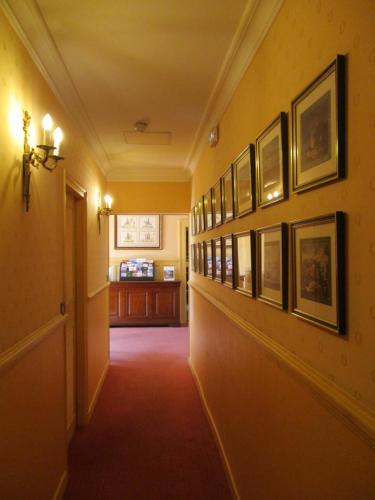 Hôtel Le Parc des Maréchaux