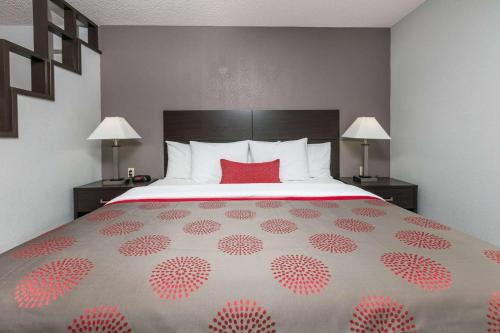 Ramada by Wyndham El Paso