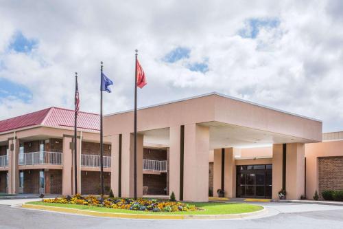 Ramada by Wyndham Wytheville in Wytheville, USA