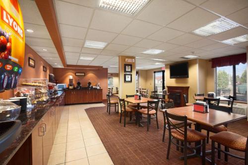 Ramada by Wyndham Wisconsin Dells I-90 in Wisconsin Dells, USA