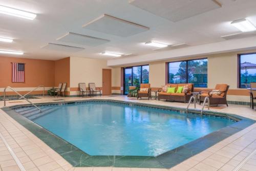 Ramada Hotel Ashland-Catlettsburg in Catlettsburg, USA