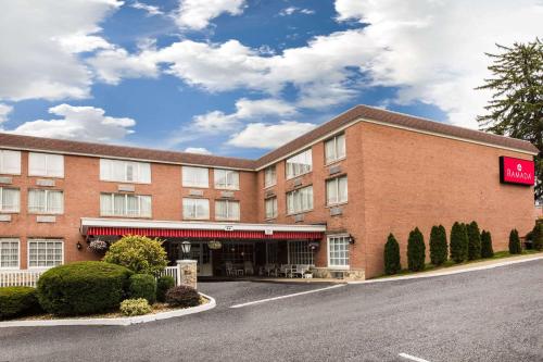 Ramada by Wyndham Ligonier - Hotel