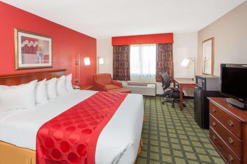 Ramada Limited Decatur - Hotel - Forsyth