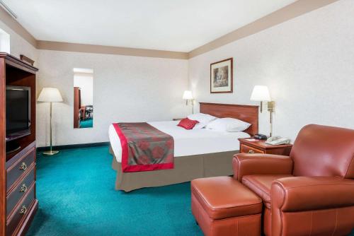 Ramada by Wyndham Strasburg Dover