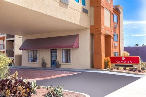 Exterior view, Ramada by Wyndham Culver City in Culver City
