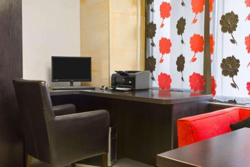 Ramada Iasi City Center - image 8