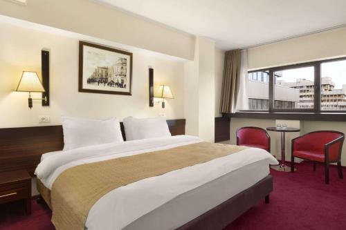 Ramada Iasi City Center - image 3
