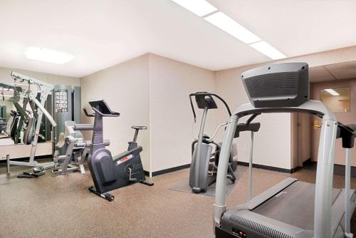 Ramada by Wyndham Plymouth Hotel & Conference Center in Plymouth, USA