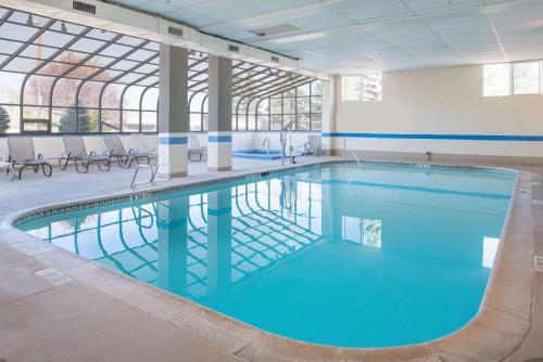 บริการและสิ่งอำนวยความสะดวก, Ramada by Wyndham Downtown Spokane near มหาวิทยาลัยกอนซากา