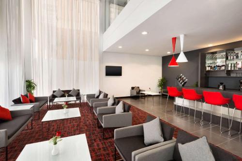 Restaurante, Ramada Encore by Wyndham Al Khobar Olaya in Al Ulaya