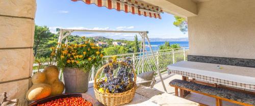  Apartments Ruic in Rogač