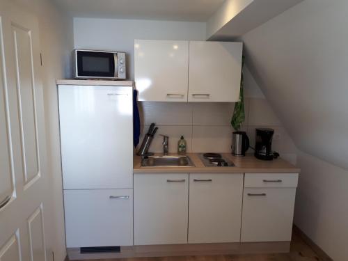 廚房, Fiore Gästezimmer (Fiore Gastezimmer) in 埃塞爾巴赫