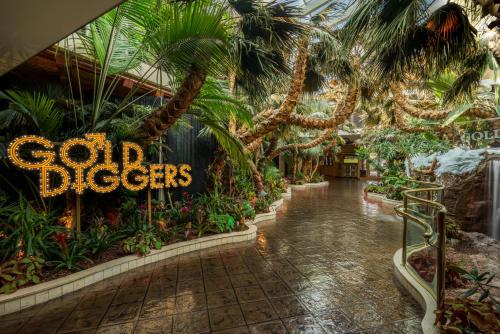 Golden Nugget Laughlin Hotel & Casino