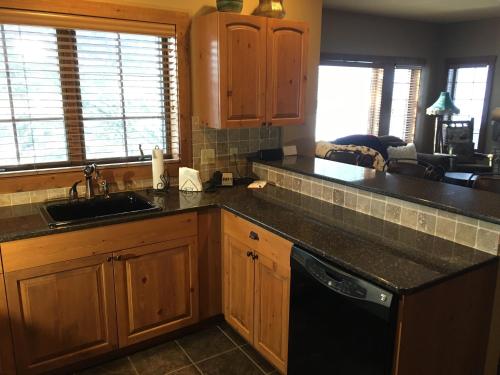 Boyne Mountain Creekside Condo