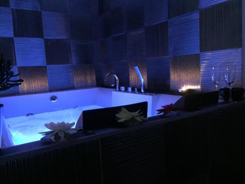 Barbarella Suite, Неаполь