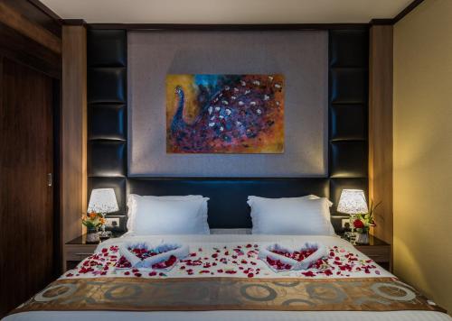 Mayan for service apartments - Tap to explore photos