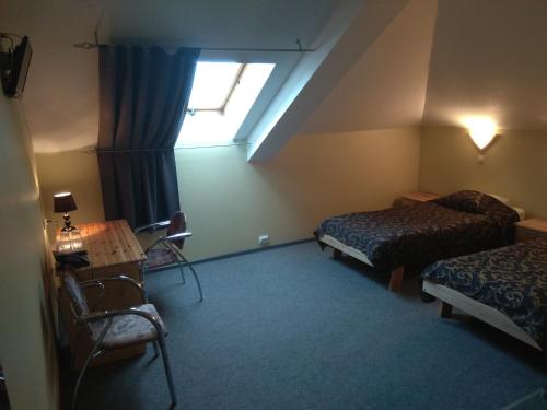 Alex Hotel - image 4