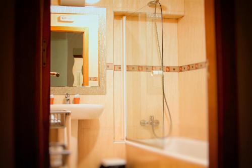Hotel Santa Catalina by Bossh Hotels - image 6