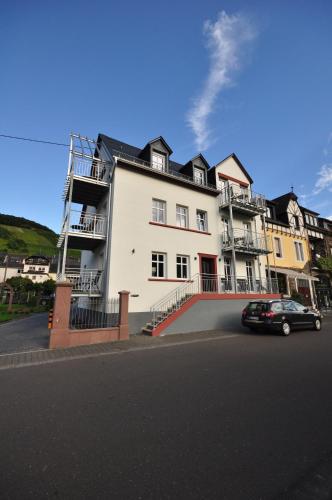 Apartments / Ferienwohnungen Moseluferstrasse in Neef, Deutschland