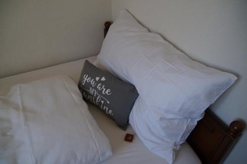 1 twin bed