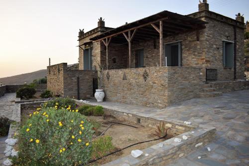  Sunrise Stone Residence in Ándros