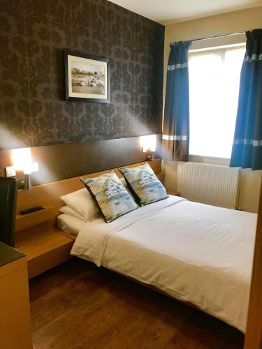 The Anchor Hotel & Bars Room Type - Standard Double Room