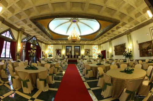 餐廳, 拉薩卡西阿斯酒店 (Hotel Las Acacias) in 普恩特格尼爾