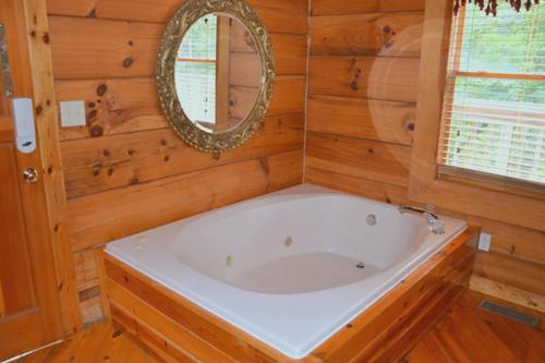 Honeymoon Hideaway - image 3