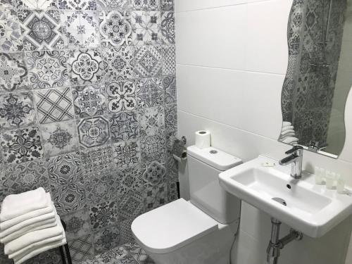 Ванна кімната, Hotel Boutique Centro BBB in Бенідорм - Коста-Бланка