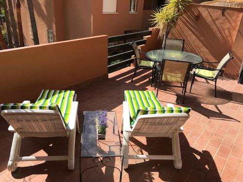 2236-Lovely groundfloor with pool view - image 12