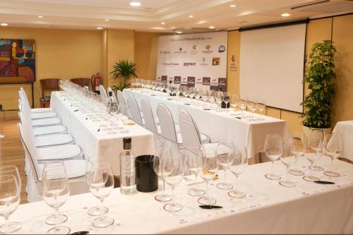 Hotel Gran Via - image 12