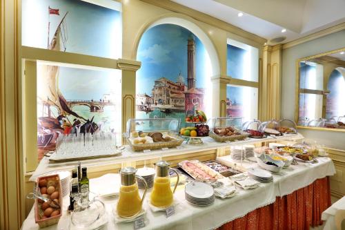 Hotel Colombina - image 13