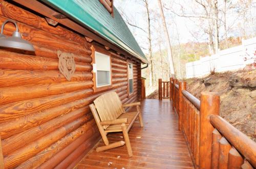 Rustic Get Away - image 9
