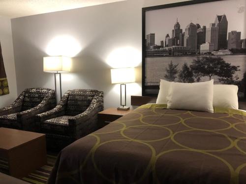 Super 8 by Wyndham Windsor/Dougall Super 8 by Wyndham Windsor/Dougall