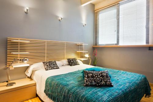 2 bedrooms, 4 beds
